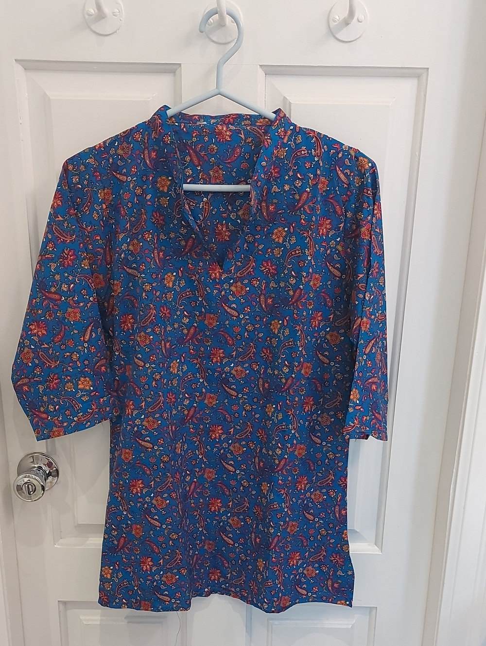 Women's Blue Floral Paisley Tunic Top